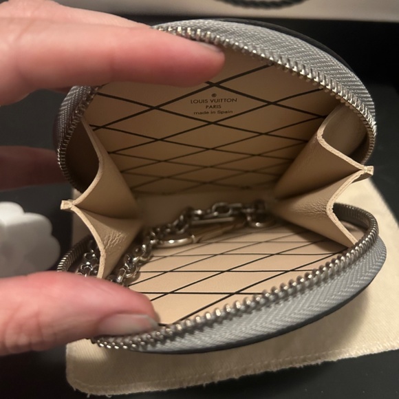 SOLD Louis Vuitton Micro Boite Chapeau Time Machine Coin Purse - Picture 2 of 5